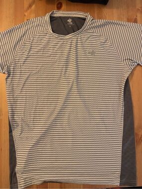 rabbit Men's EZ Tee Jacquard Striped Performance Running Short Sleeve Shirt - LG